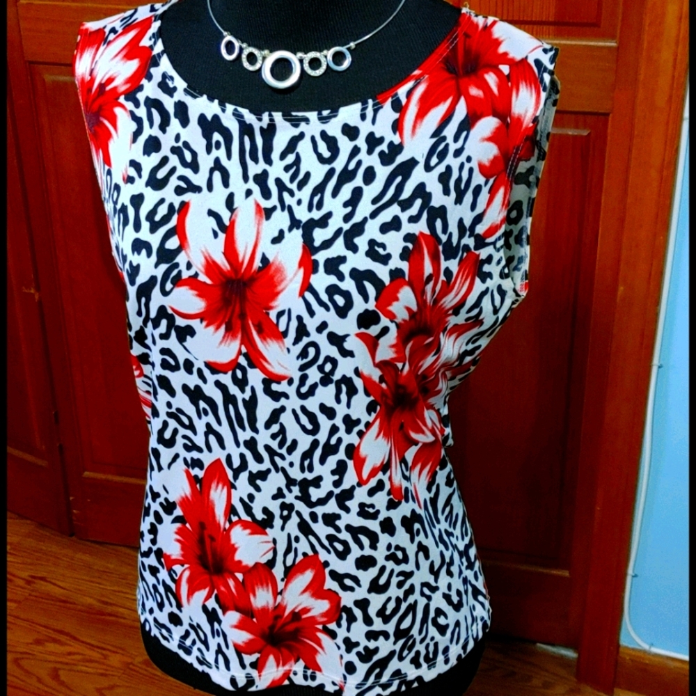 Beautiful sleeveless top
